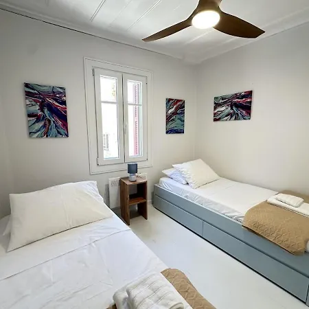 Sapfous 10 - 2 Bedroom Appartement *
